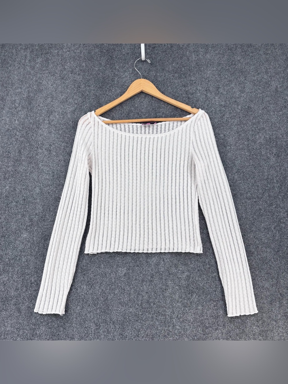 Edikted Y2K Clean Girl White Textured Sheer Long Sleeve Cropped Top Women’s M